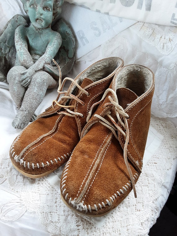 1970s era Vintage Moccasin Desert Boots * Nifty Un