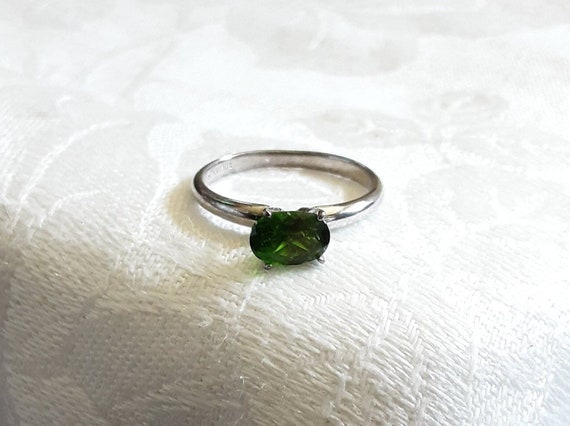 Vintage Solitaire Peridot Sterling Silver Ring * … - image 1