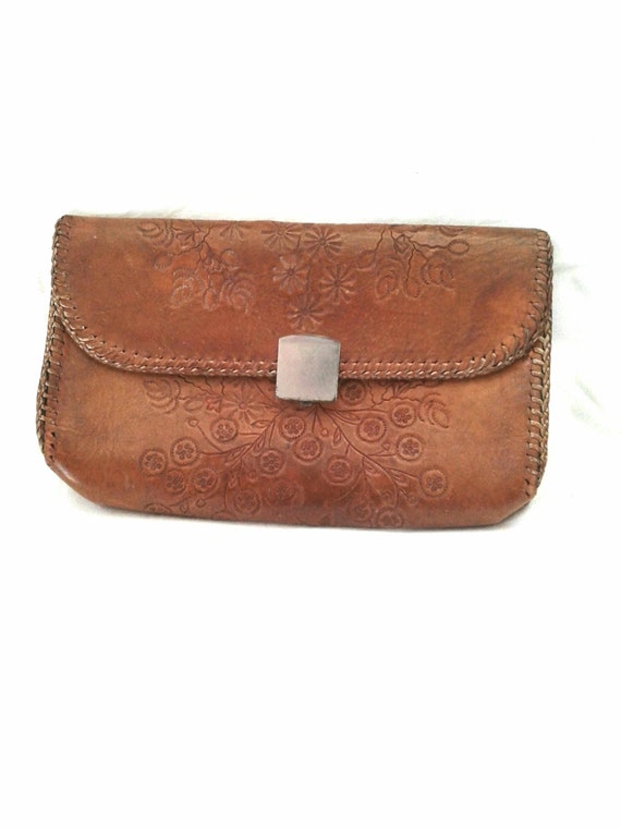 Vintage Clutch / Purse * Tooled Leather Flowers * 