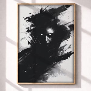 Peut inclure: Impression d'art abstrait dans un cadre en bois. L'œuvre présente une figure sombre et ombragée avec des yeux blancs brillants, créée avec des coups de pinceau noirs audacieux sur un fond blanc. Le thème général est sombre et mystérieux.