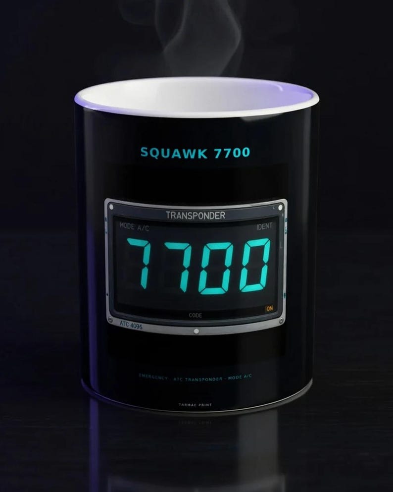 Squawk 7700 mug — Tarmac Print