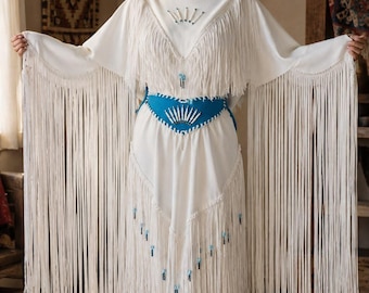 Robe en cuir de daim perlée de style amérindien - Robe en cuir blanche à franges - Tenue de tenue de Pow-wow en daim à franges rodéo