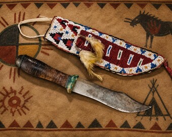 Gaine de couteau en perles de Style lakota, perles de verre faites à la main, perlage d'inspiration autochtone, housse de couteau en cuir perlé indien sioux