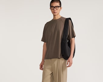 Camiseta raglán de manga corta extragrande para hombre, color marrón café, de acetato modal.