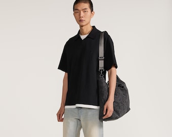 Polo de punto negro 100% algodón con cuello en V extragrande para hombre