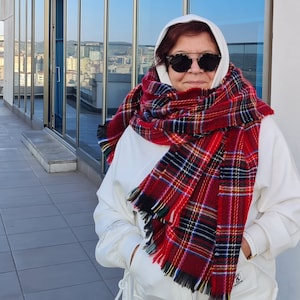 Plaid blanket scarf- red white black green tartan plaid Flannel wrap shawl- men&#39;s-women&#39;s blanket scarf Christmas-2024 winter fashion Turkey