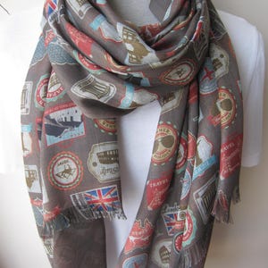 Regalo per gli amanti dei viaggi Wanderlust Sciarpa di cotone - sciarpa con scritta infinity book, sciarpa nera grigia rossa beige con stampa di cartoline da donna e uomo