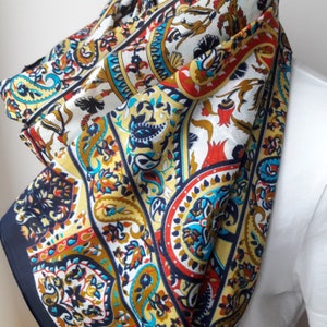 Hijab, Damenmode Seidiger Baumwollschal - Damenschals Accessoires türkische Schals - Damenschal Ottomane Kachel Print bunter Blumenschal