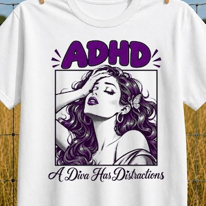 Lustiges ADHS-Shirt, „Eine Diva lässt sich leicht ablenken“-Shirt, Shirt mit Schmetterlings-Comic-Grafik, Geschenk für sarkastische Diva, Retro-Pop-Art-Shirt, Geschenk mit ADHS-Humor