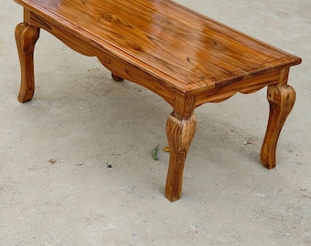 Elegante mesa de centro de madera maciza / Mesa de café de madera hecha a mano para sala de estar