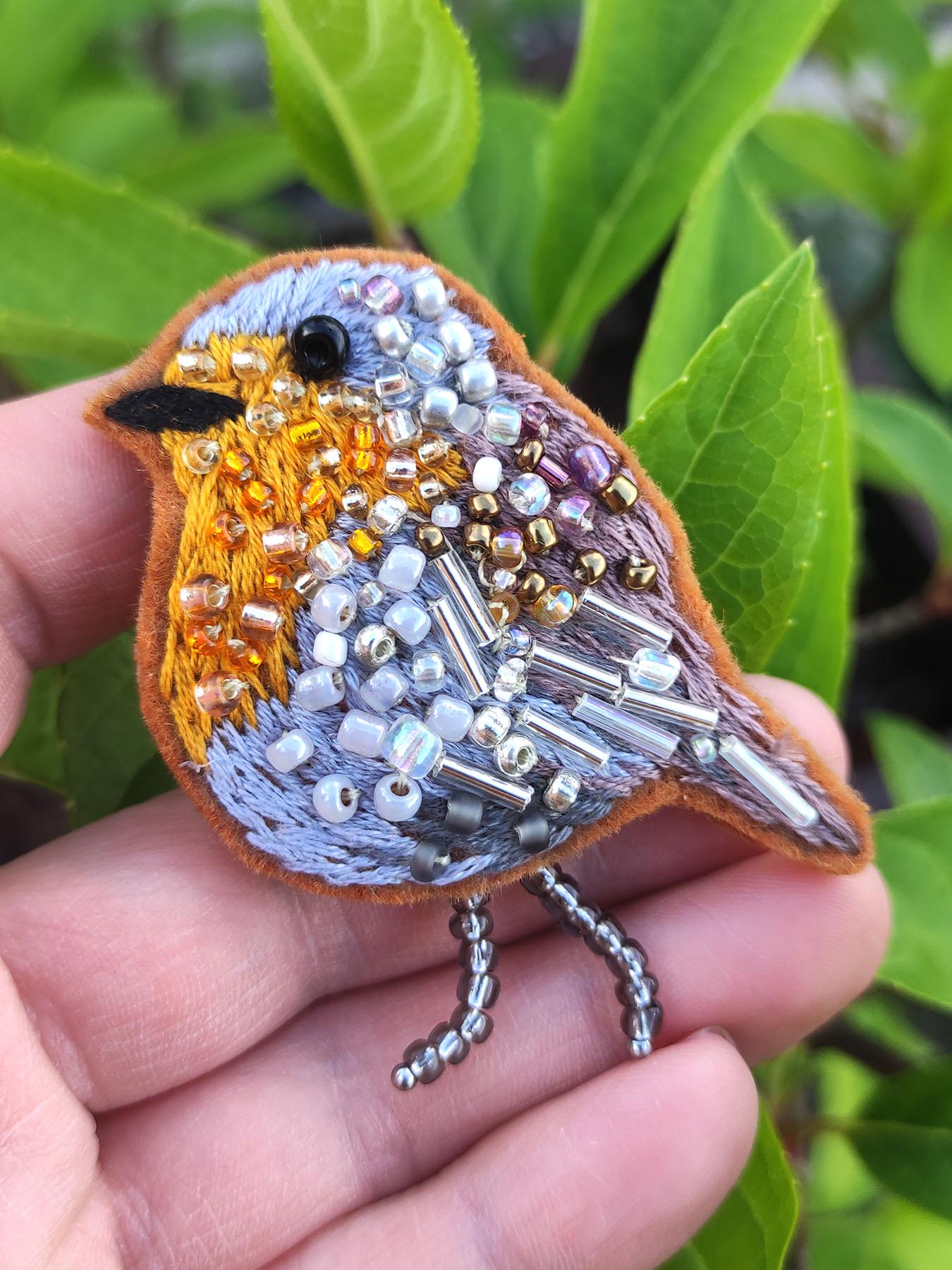 Embroidered Brooch - Etsy display picture 1