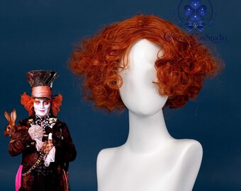Parrucca voluminosa arancione riccia per cosplay, corta e soffice, ideale per feste a tema Halloween, giochi di ruolo, eventi fantasy e cosplay per adulti.