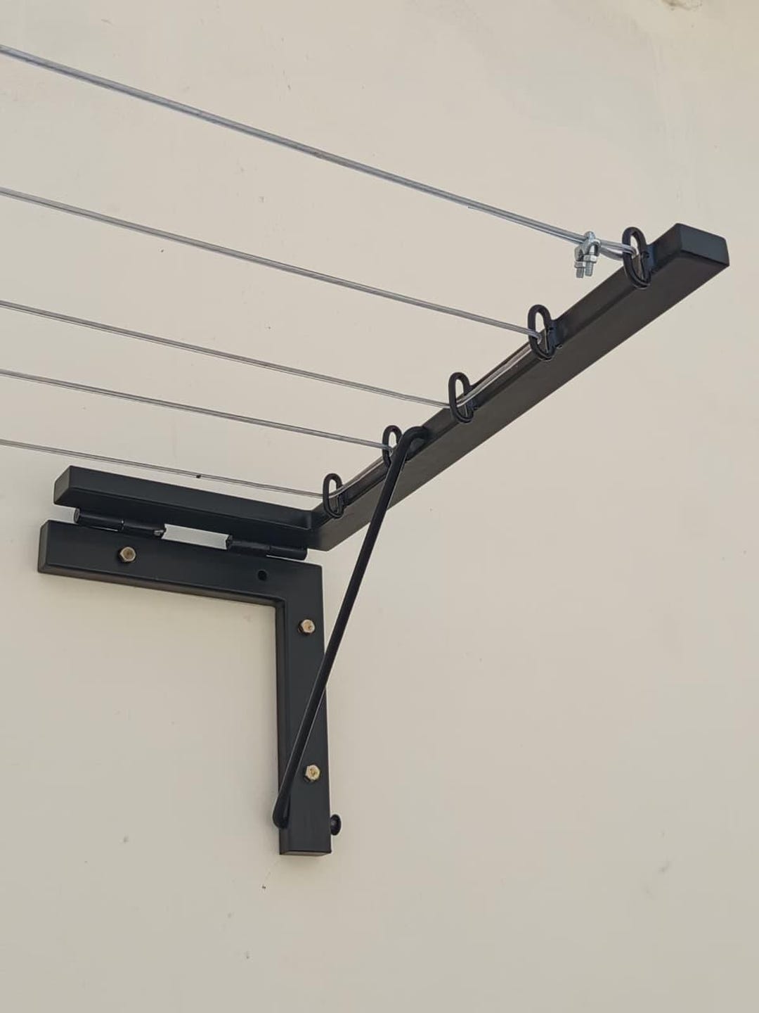 Foldable Wall Mounted Laundry Rack With 58ft Rubber Coated Steel Wire ...