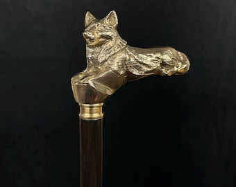 Met de hand gesneden houten wandelstok, massief messing wandelstok met wolfhandvat, ambachtelijk mobiliteitshulpmiddel