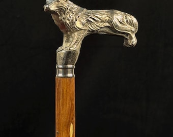 Handgesneden houten wandelstok met Wolf-messing handvat, ambachtelijk mobiliteitshulpmiddel