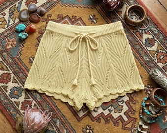 Shorts para festivales, bikini, tendencia, atuendo para festivales, tejido de punto, ropa de verano, estilo macramé, shorts de cintura alta, ropa de playa, ropa bohemia