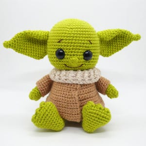 Grogu Amigurumi Virkmönster, Alien Baby Gosedjurshandledning (PDF-nedladdning) bild 1