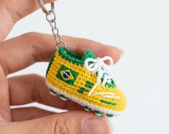Patroon gehaakte Braziliaanse voetbalschoen sleutelhanger (pdf-download)
