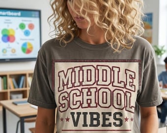 Middle School Teacher Shirt Retro Teacher Crew Tshirt Vintage Back to School Gift for Middle School Teachers 6th 7th 8th Grade Tee