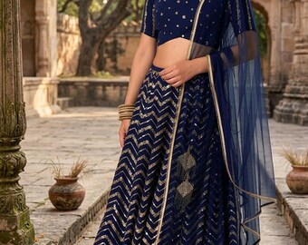 Komplet lehenga z niebieskiej żorżety z haftem Zari Sequence – Lengha na świąteczne okazje
