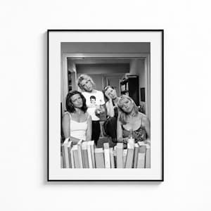 Stampa iconica Satc, stampa Satc in bianco e nero, decorazione murale per bagno, decorazione murale in bianco e nero, stampa vintage, stampe fotografiche, stampa fotografica d'arte immagine 1