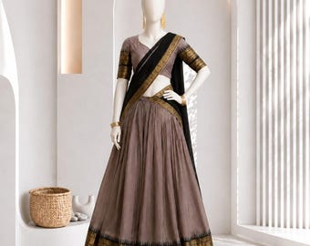 Südindisches Lehenga-Set, Lehenga aus Baumwollmischgewebe mit Zari-Webborte, Onam-Lehenga, traditioneller Halb-Sari, festliche ethnische Kleidung mit Dupatta