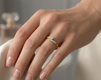 Minimalist Zigzag Diamond Ring, Geometric Gold Band Ring, Modern Stackable Ring, Dainty Everyday Jewelry Gift for Her