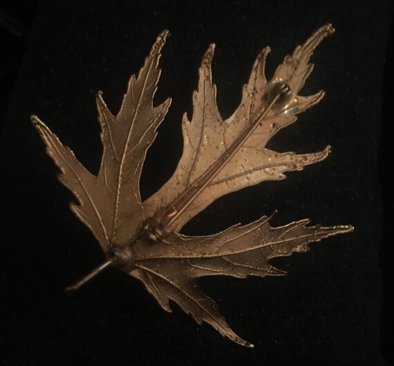 Gold Dipped Silver Maple Leaf Brooch: Realistic A… - image 5