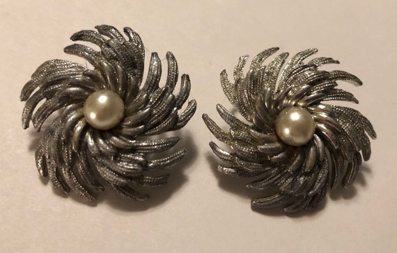 Sarah Coventry Large Silver Swirl Vintage Clip On… - image 5