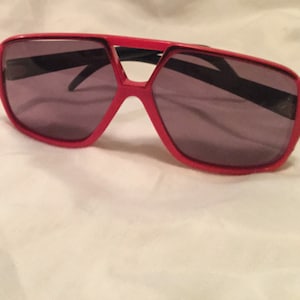 AVIATOR sunglasses 1970&#39;s vintage sunglasses big red plastic oversized polarized lens - unisex - big eyes - made in France- BOHO CHIC