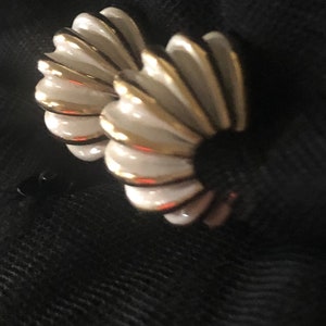 Signed Napier White Enamel & Ribbed Gold Half Hoop Vintage Women's Clip-On Earrings- Retro 1980s