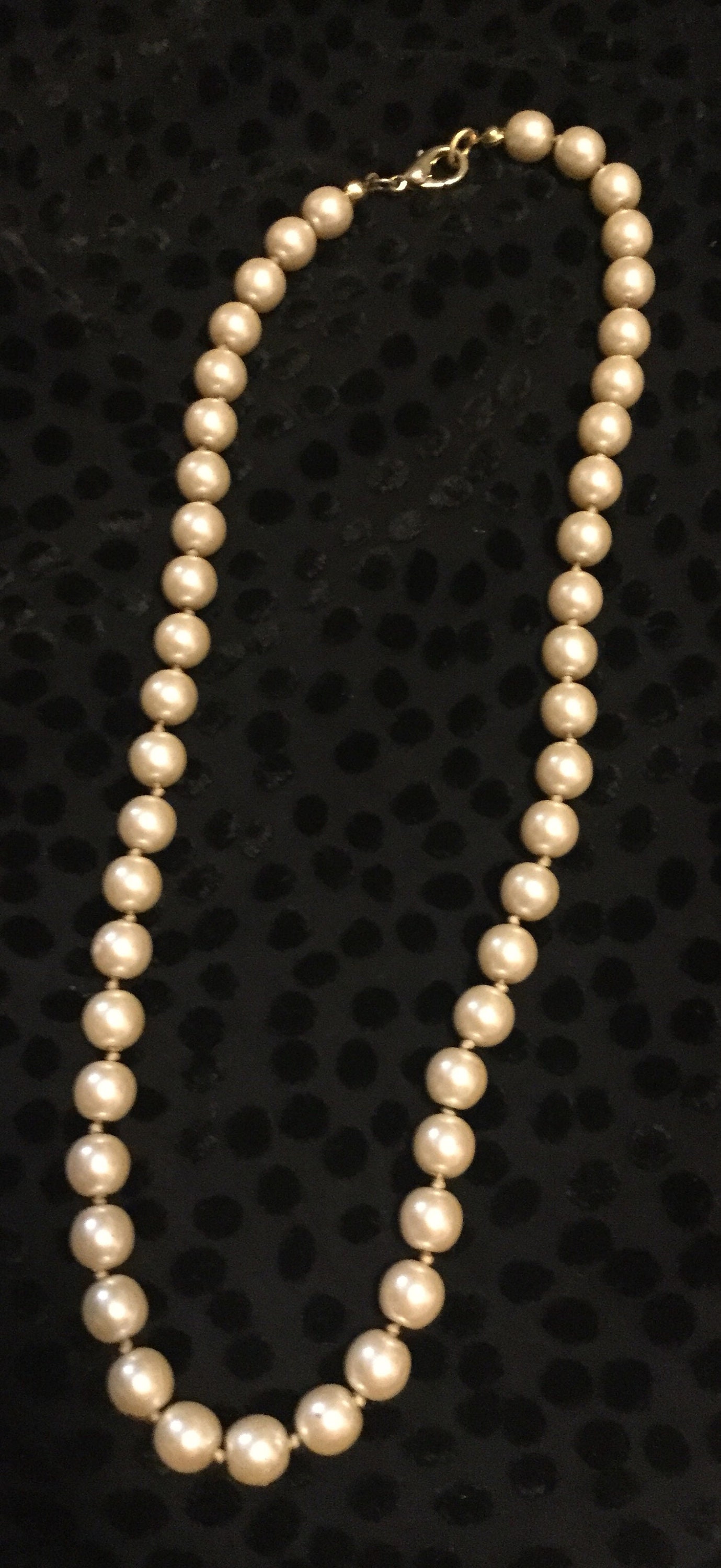 Vintage Pearl Necklace Hand Knotted 