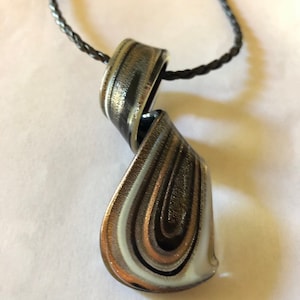 Murano Italian Venecian Foil Glass Swril Pendant Necklace on a Faux Leather with a lobster claw adjustable