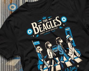 Camiseta Paródia de Abbey Road da banda The Beagles, presente perfeito para amantes de cachorros e bandas de rock dos anos 60.