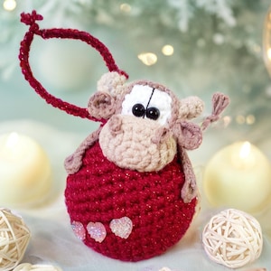 280 Easy Crochet Pattern - Crochet Xmas tree ornaments Raindeer or Cow or Bull Ox on a bauble. Christmas - Amigurumi PDF by Knittoy Etsy