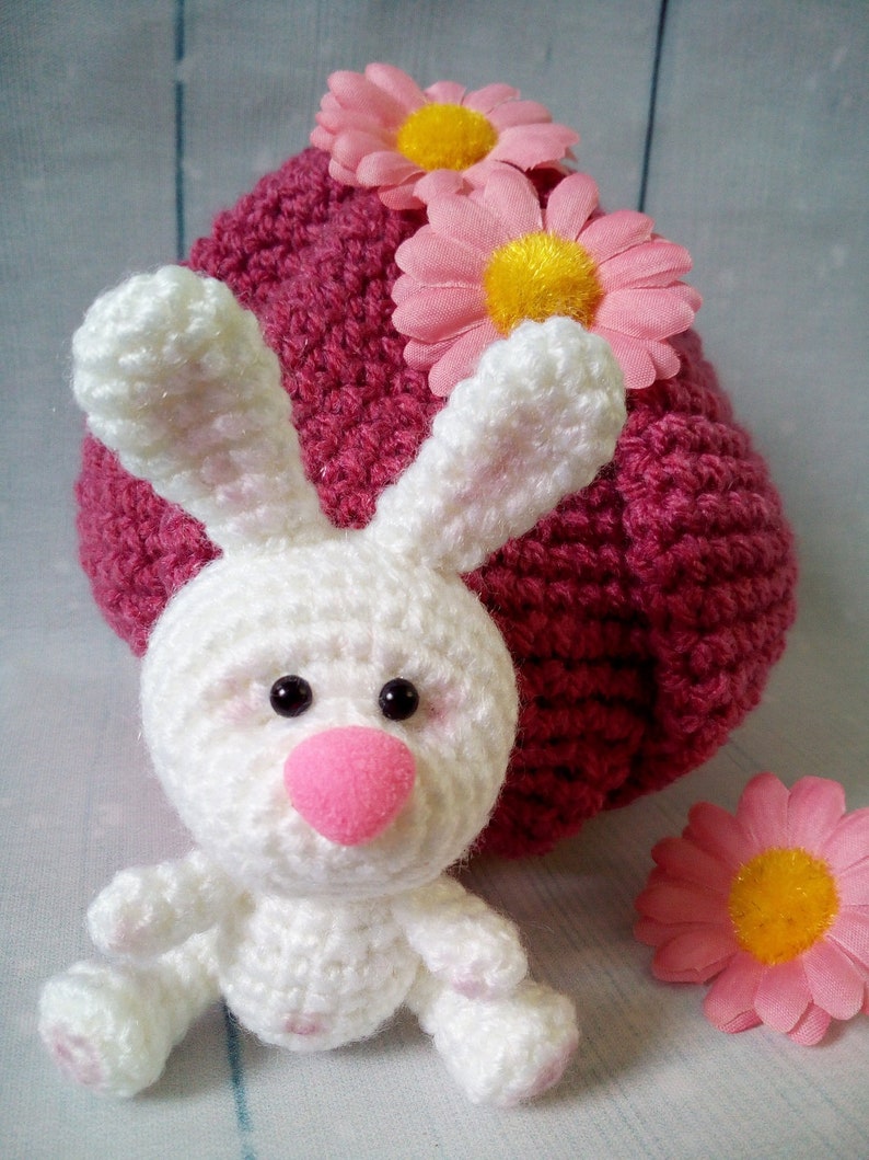 224 Crochet Pattern - Little Bunny Rabbit With a Flower House ...