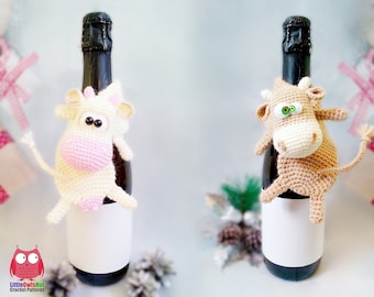 Virkat tjur- och komönster – Vinflaskdekor (PDF-mönster) [282 Knittoy]