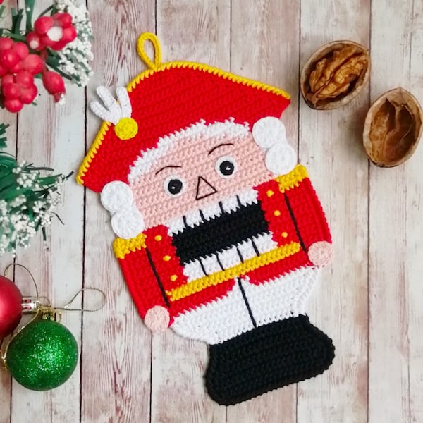 Crochet Nutcracker Pattern - Festive Holiday Decor, Potholder (PDF Pattern) [108 Zabelina]