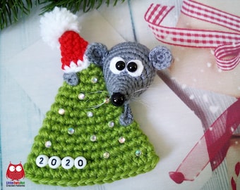 225 Crochet Pattern - Mouse on a Christmas Tree  - Amigurumi PDF file by Knittoy Etsy