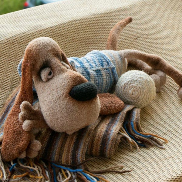 178 haakpatroon - Ludwig de hond met gebreide trui - Amigurumi zacht speelgoed PDF-bestand door Pertseva Etsy