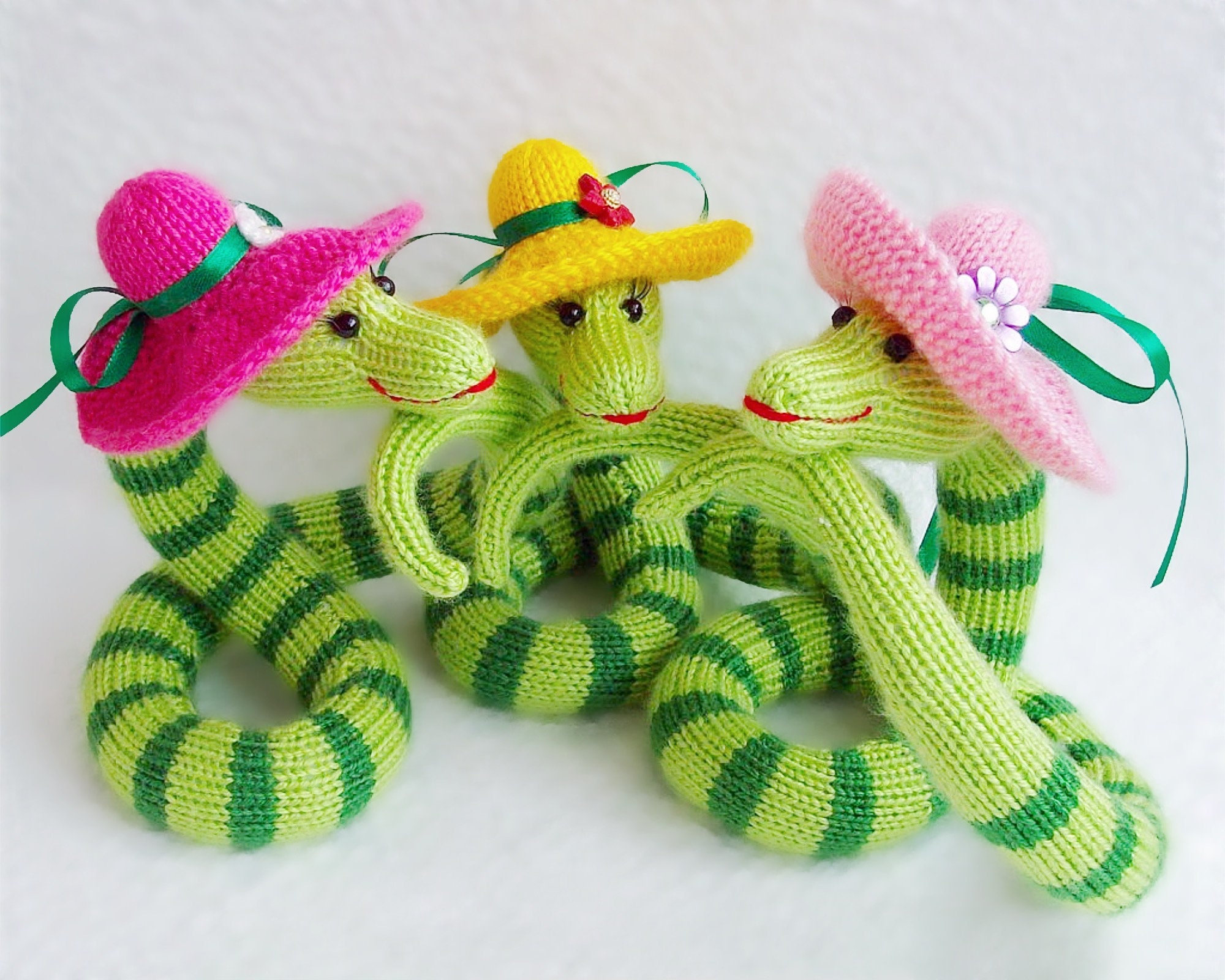 【2plan】Snake Mohair Round Knit Snake Mohair Round Knit - 2PLAN | 60% - Asian Fashion Online
