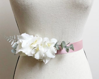 Wedding Sash Belt Bridal Dress Sashes Belts - Ivory Vintage White Floral Sash Belt - Rustic Boho Bohemian Bridal Belt Maternity Sash