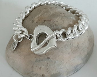 Silver bracelet for woman curb chain  unique heart toggle  silver plated good quality best gift for girlfriend easy to wear it large sizes