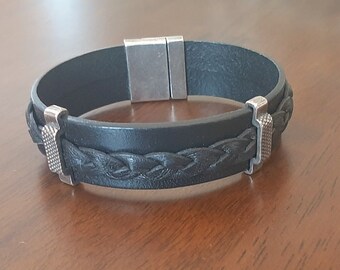 Mens Leather Bracelet, Mens Wrap Bracelet, Mens Bracelet, Magnetic Clasp Bracelet, Leather cuff Bracelet