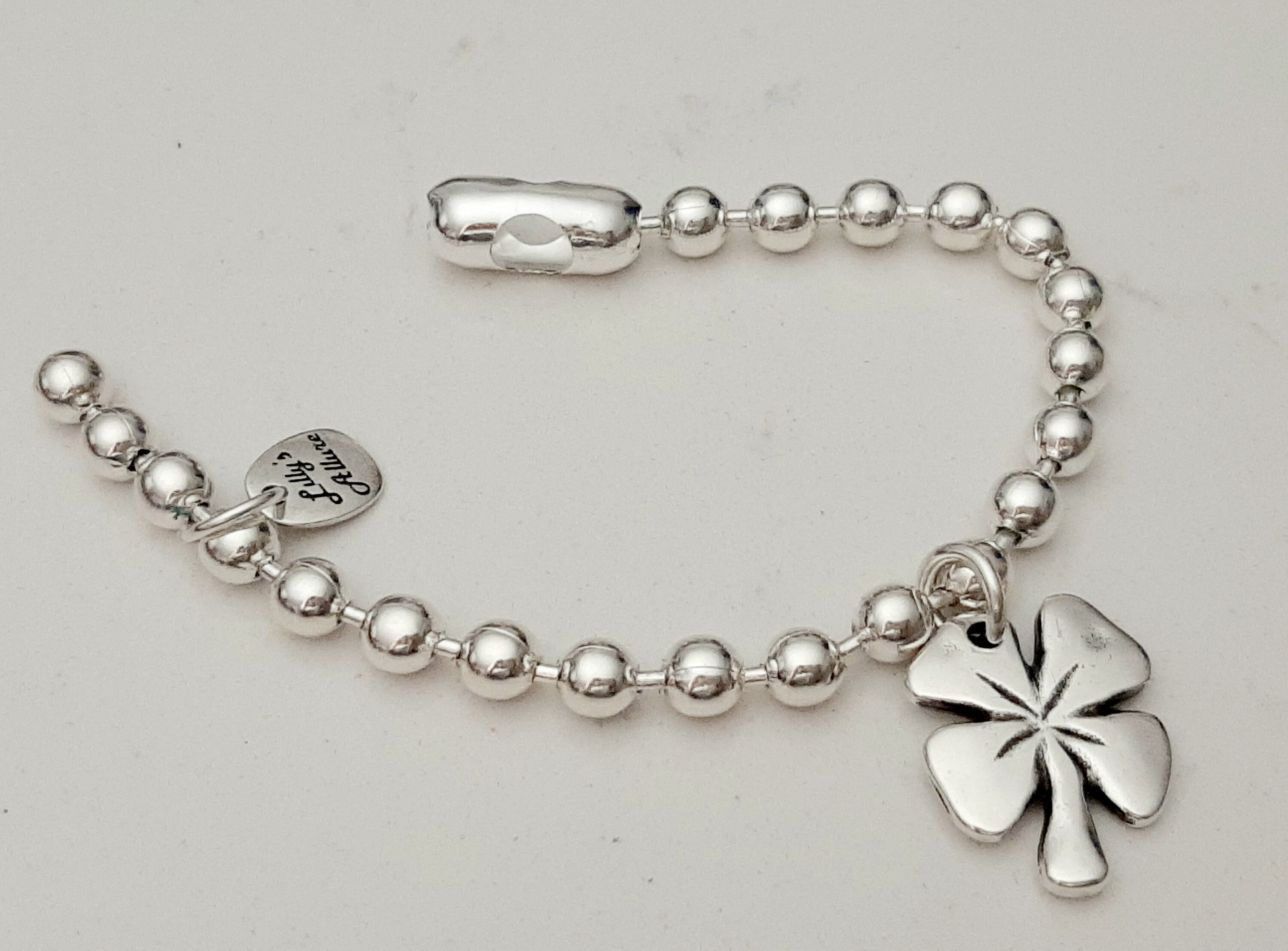 ◆HYERES LOR◆ [BYER] Silver (W) Clover Ball Chain Bracelet Silver Bracelet Four-leaf Clover Charm Symbols of Faith Love