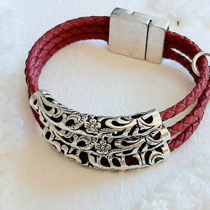leather bracelet for woman silver tubes unique design secure closure looks great on small wrist or large wrist best gift for women