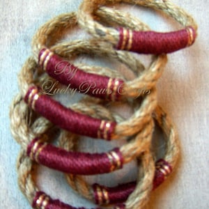 Anelli rustici tovaglioli Corda di iuta Bordeaux rosso verde oro evidenziare 6pc di tovaglioli Anelli di iuta naturale Natale Fatto a mano in Finlandia