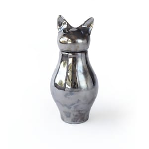 Basst Cat Urn Chrome image 1