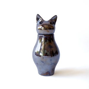 Basst Cat Urn Chrome image 2