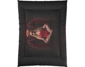 Edredón con ilustración de aureola de ángel oscuro / Mujer gótica alada, vestido rojo